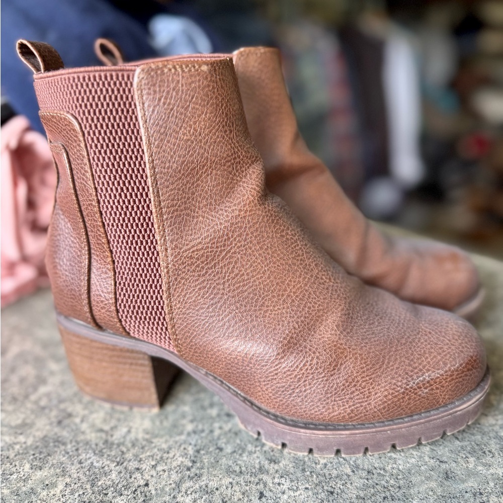 MIA Colten Bootie